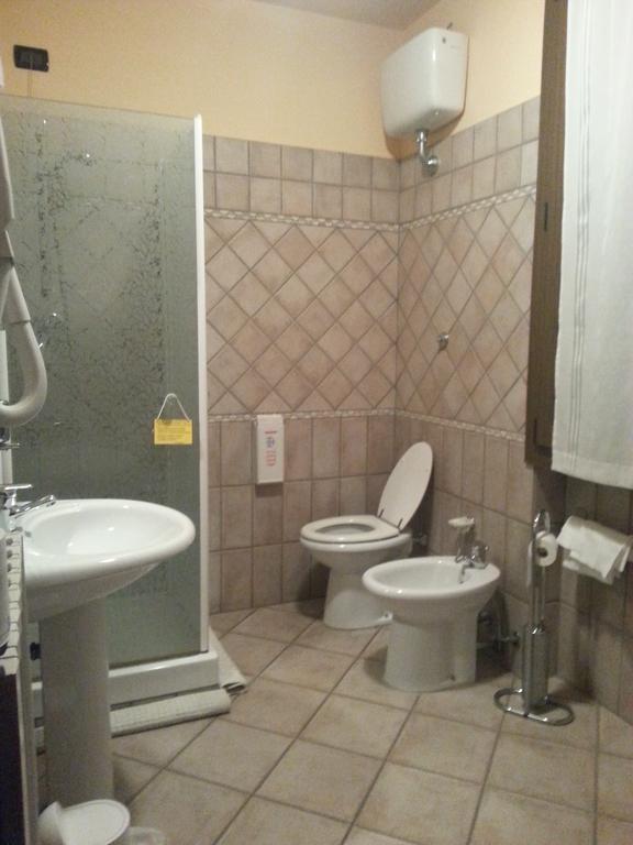 Lo Zodiaco Hotel Roncobillaccio Екстериор снимка